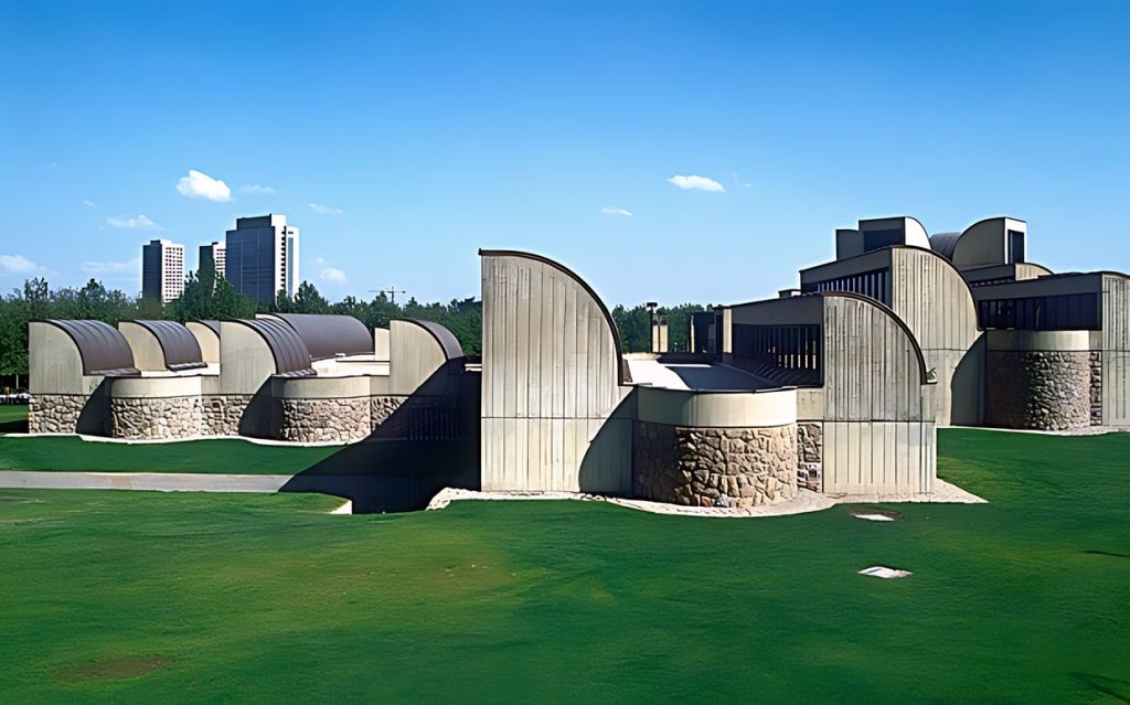 Iran: Urbanism and Architecture - RMJM