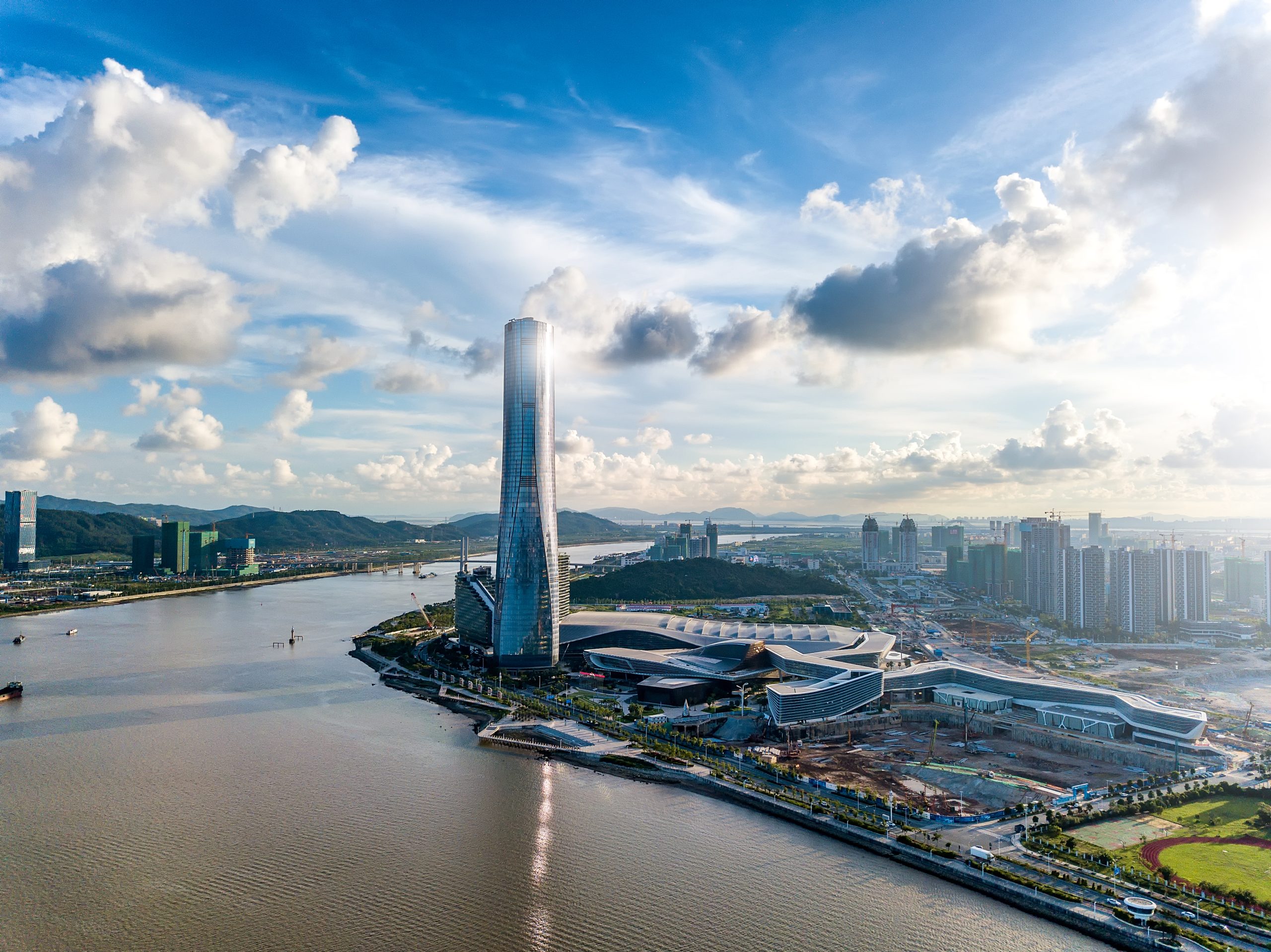 St. Regis Zhuhai Hotel and Office Tower Unveiled to the Public